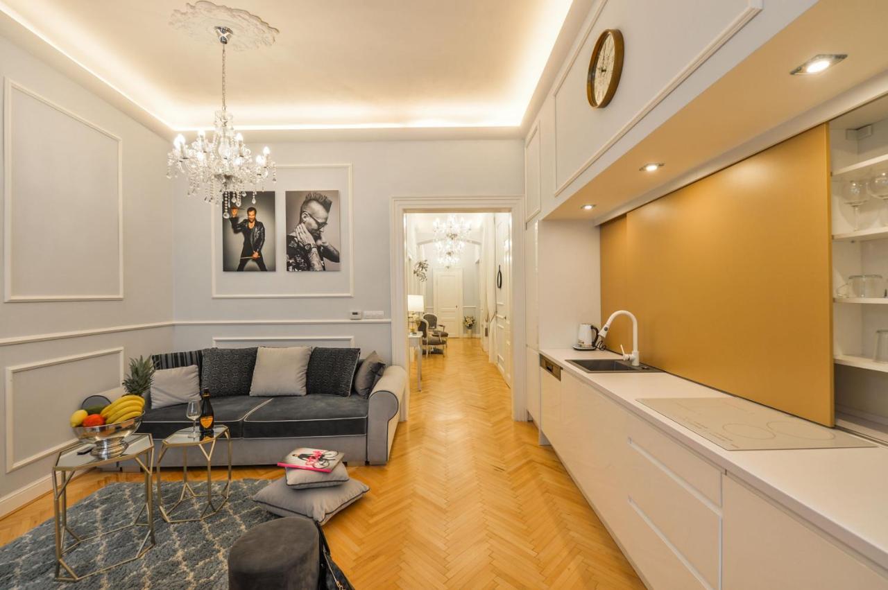 Vogue Apartment Near By Wenceslas Square Prága Kültér fotó