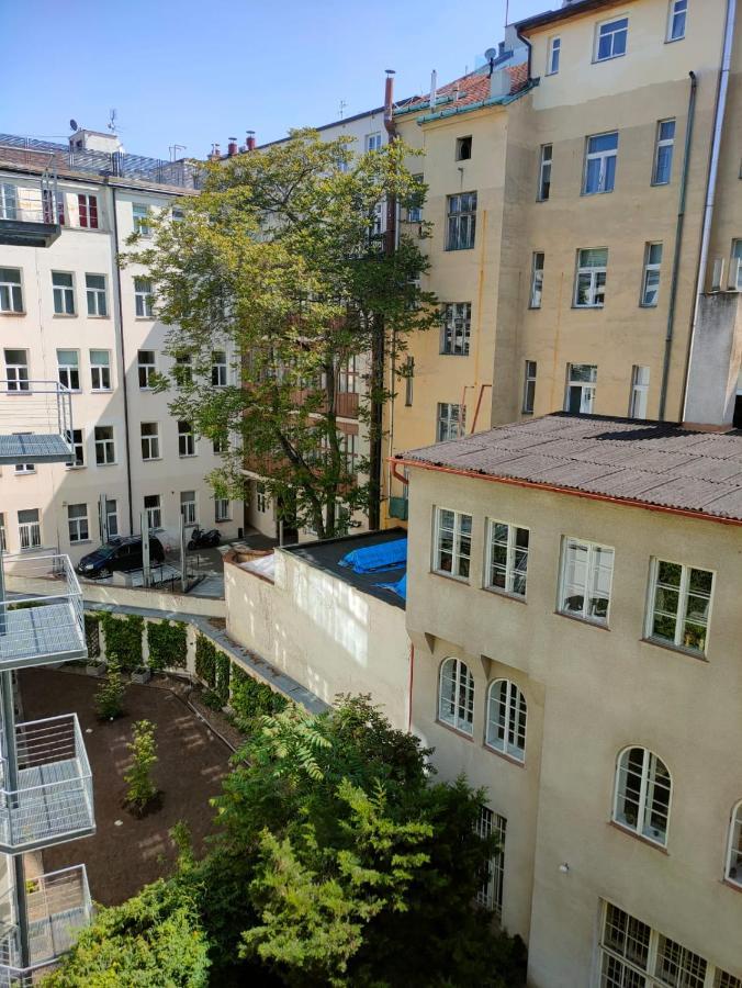 Vogue Apartment Near By Wenceslas Square Prága Kültér fotó