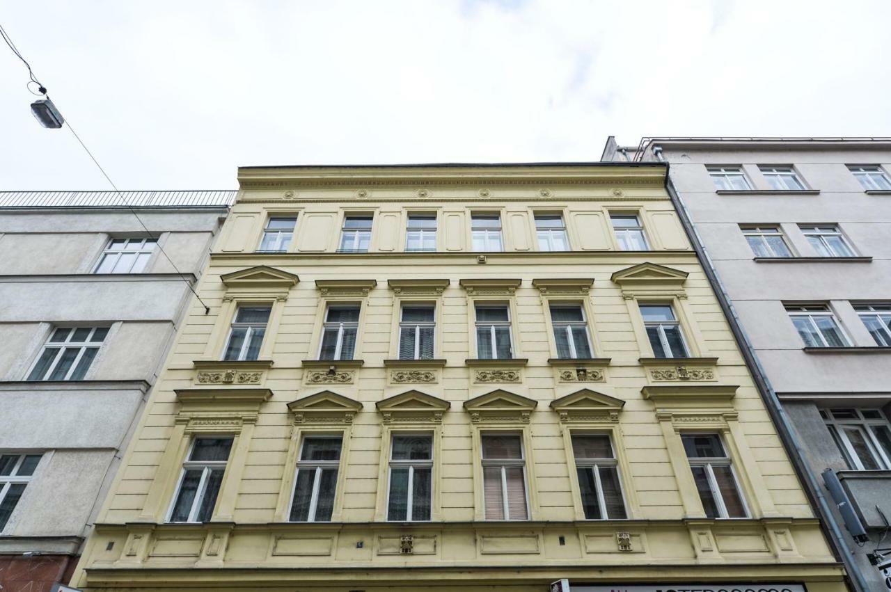Vogue Apartment Near By Wenceslas Square Prága Kültér fotó
